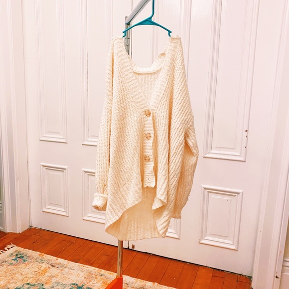 Sweaters - Tortoise Button Ultra Soft Chunky Babydoll Cardi🍁